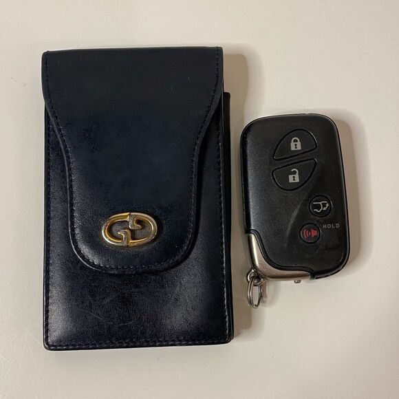 Gucci Rare Vintage Navy Snap Key & Card Holder Leather Case - Picture 1 of 6